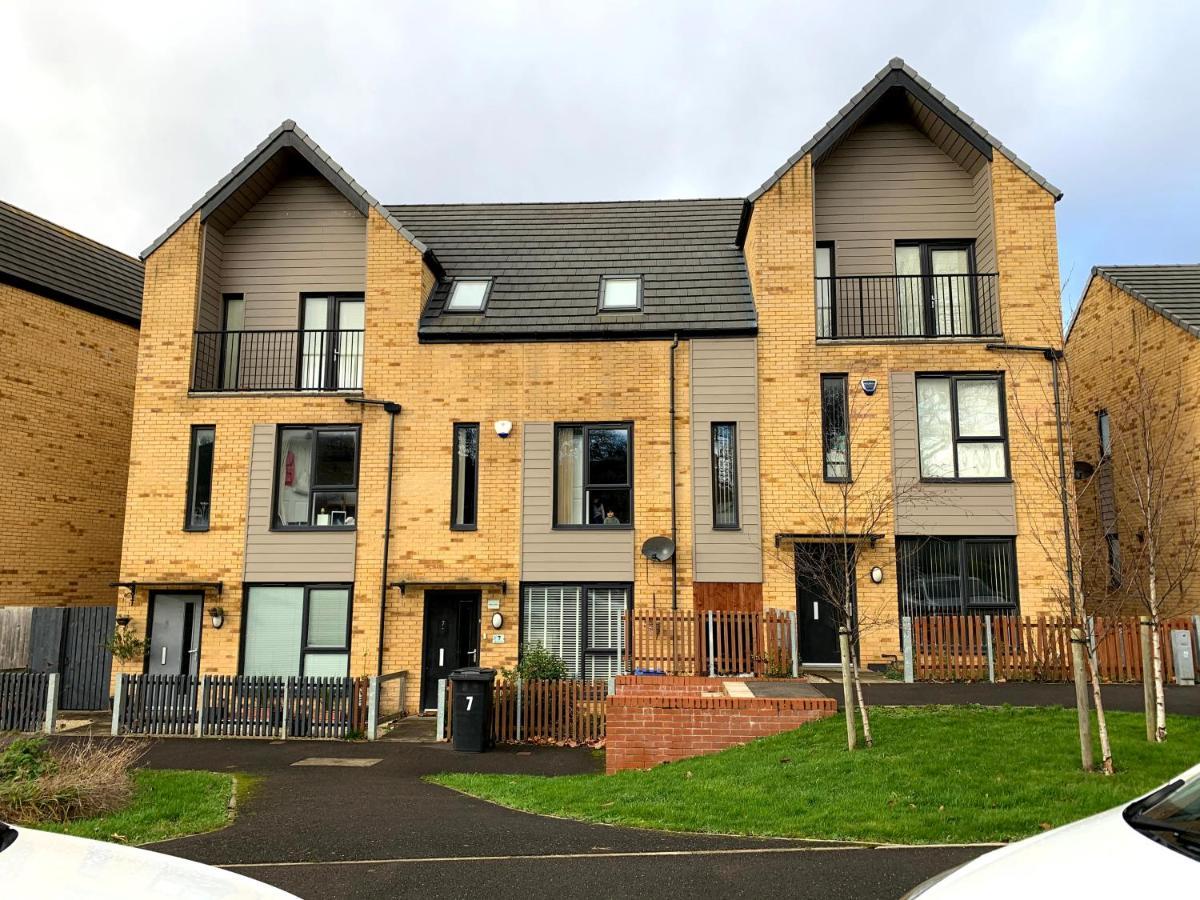 Sheffield City Centre , Free Wifi & Parking - Private Room - Shared House Εξωτερικό φωτογραφία
