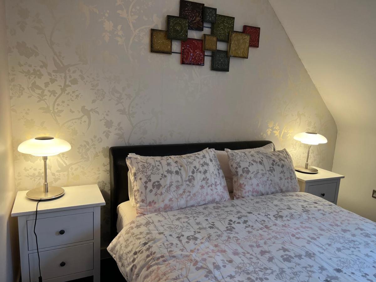Sheffield City Centre , Free Wifi & Parking - Private Room - Shared House Εξωτερικό φωτογραφία